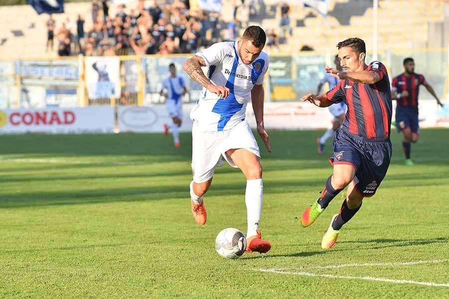 SICULA LEONZIO-REGGINA, vantaggio bianconero: amaranto sotto a Lentini
