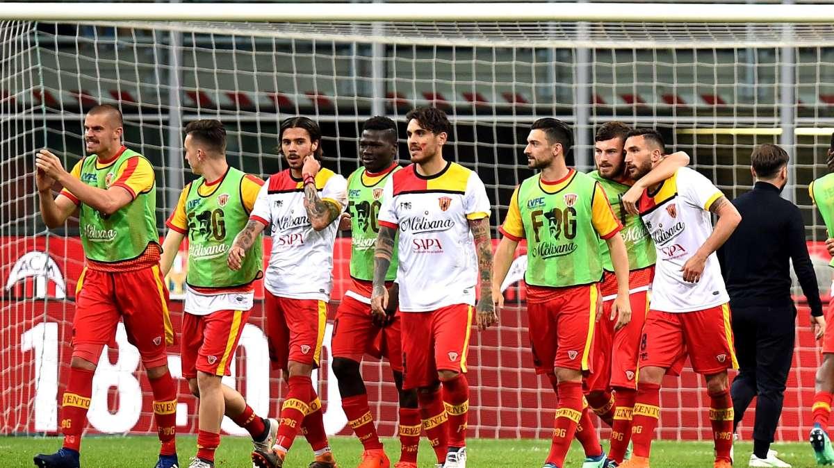 Benevento-Reggina, qui giallorossi: Agostinelli può contare anche su Acampora e Viviani