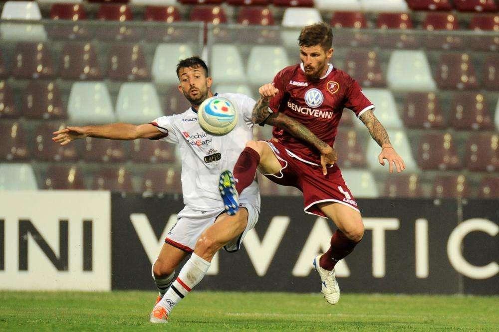 REGGINA, Loiacono in sala stampa: "Piedi per terra e pedalare"