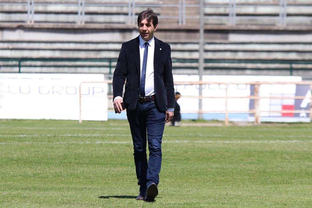 Trinchera (ds Cosenza): "I verdetti da decidere sul campo: retrocessioni d'ufficio scatenerebbero inferno nei tribunali"