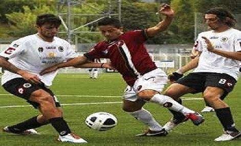 REGGINA - Prove di 3-4-1-2. Assente Viola