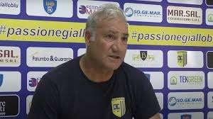 Reggina-CastrumFavara, il tecnico gialloblù Infantino: "Amaranto grandissima squadra"