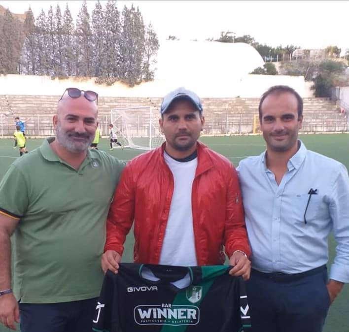 EX REGGINA, Ricardo Veron non molla: giocherà nella Villese