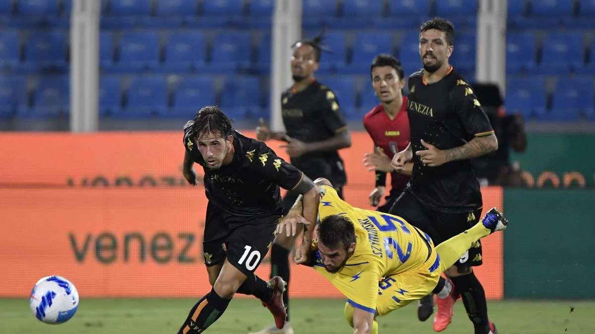 Frosinone-Reggina, qui gialloblù: Szyminski a parte, terapie per quattro