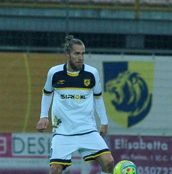 VERSO JUVE STABIA-REGGINA - Assenza pesante per Caserta: chi al posto di Troest? Il danese è indispensabile per le Vespe