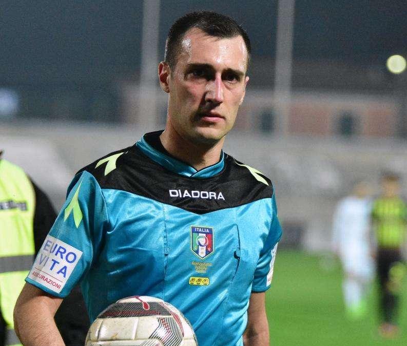 REGGINA-MELFI - Designato l'arbitro della sfida salvezza
