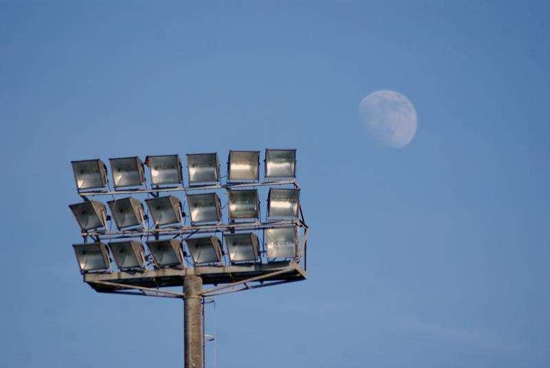 REGGINA-VIBONESE - BUIO AL GRANILLO: al minuto 25 blackout dell'impianto di illuminazione