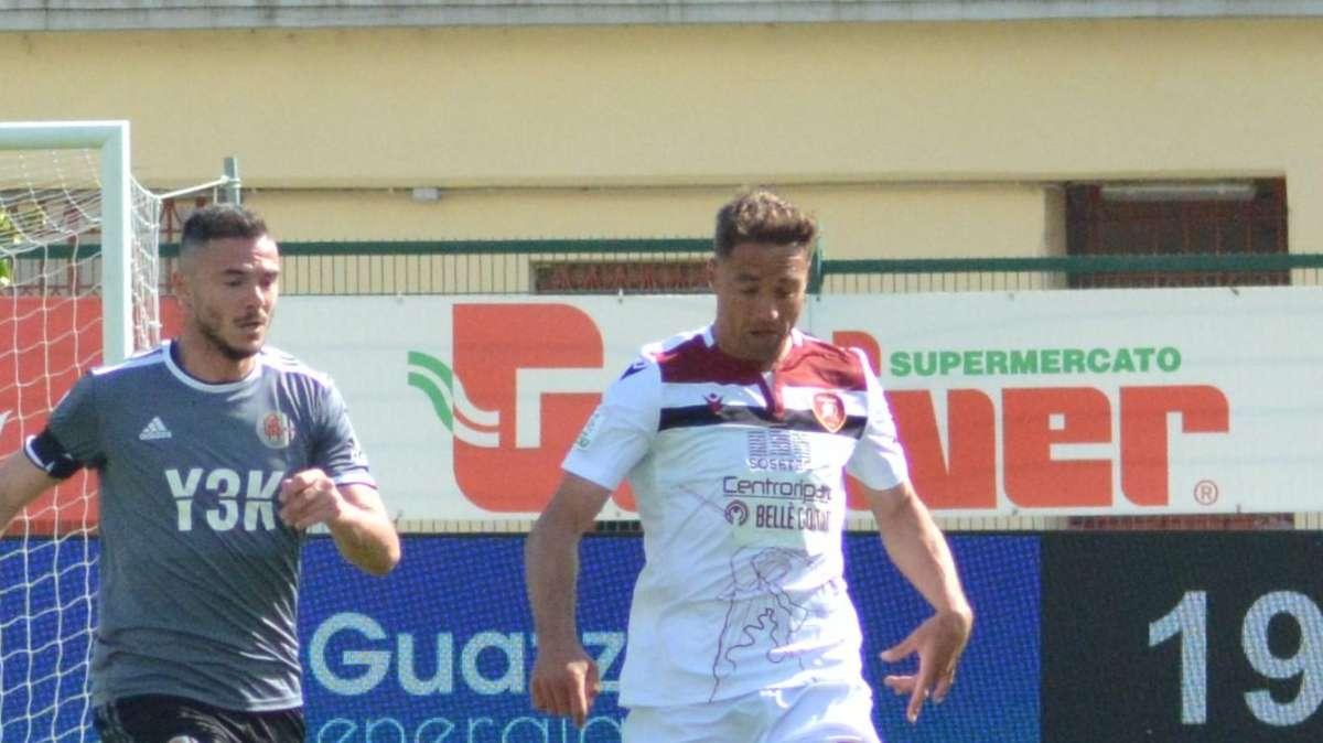 Reggina, Cionek sui social: "Adesso testa al campionato"