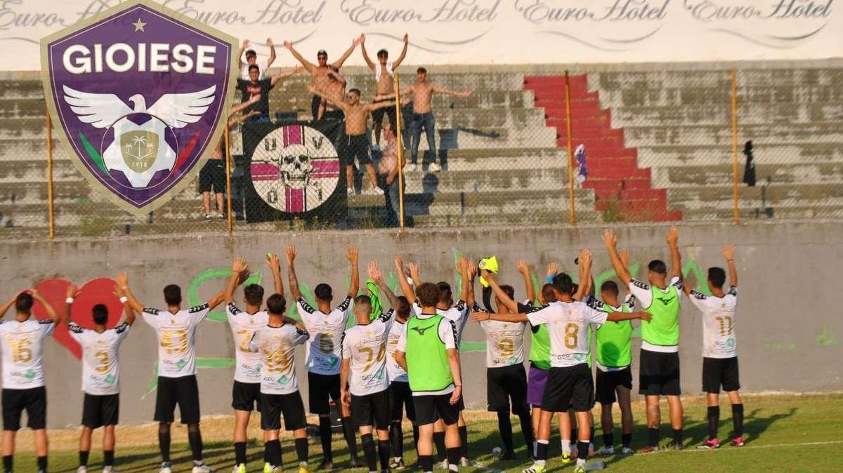 Verso Gioiese-Reggio Calabria, la rosa dei Viola: tanti elementi a disposizione, palla a Franco Viola