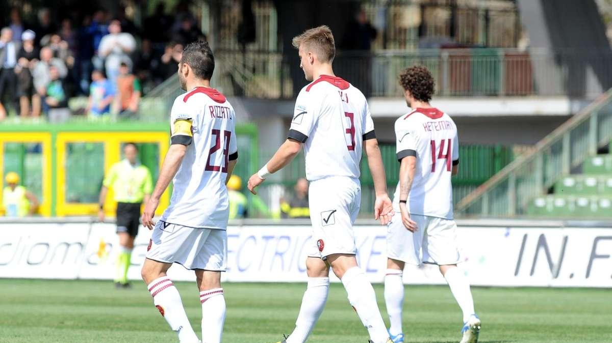 REGGINA - La storia di tutte le retrocessioni: ogni volta si è ripartiti con più forza di prima