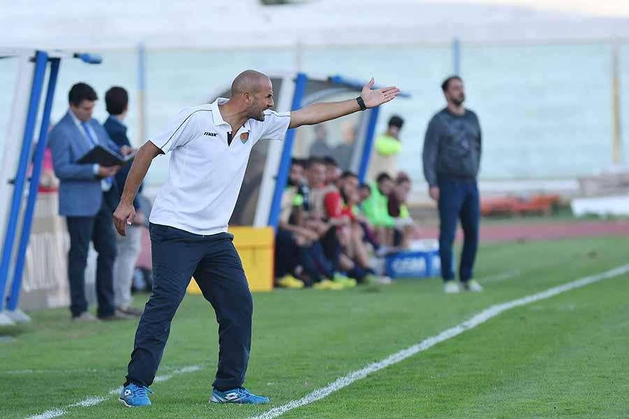 VERSO SIRACUSA-REGGINA - Parla il tecnico Bianco: "Faremo una grande partita, i ragazzi si sono allenati bene"