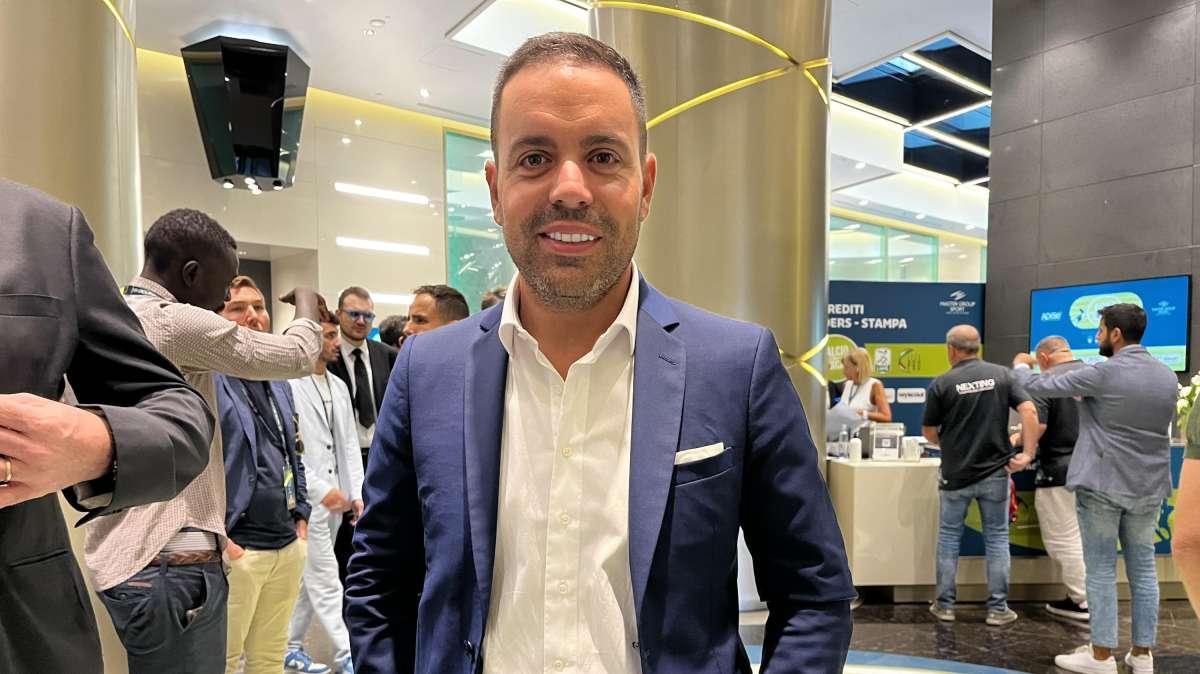 Gioiese-Reggio Calabria, Saladini "unisce" le due tifoserie: cori contro l'ex patron amaranto