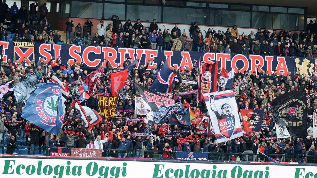Cosenza-Reggina, rossoblù con il peggiore attacco della B: i numeri