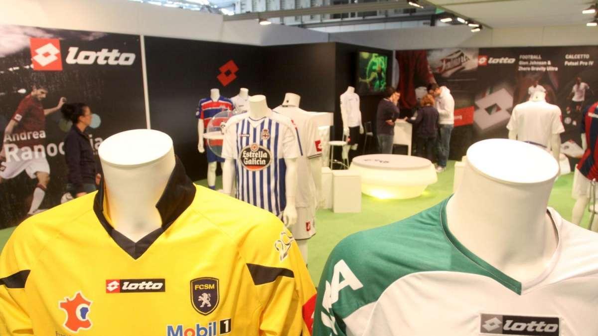 REGGINA - E' la Lotto il nuovo sponsor tecnico