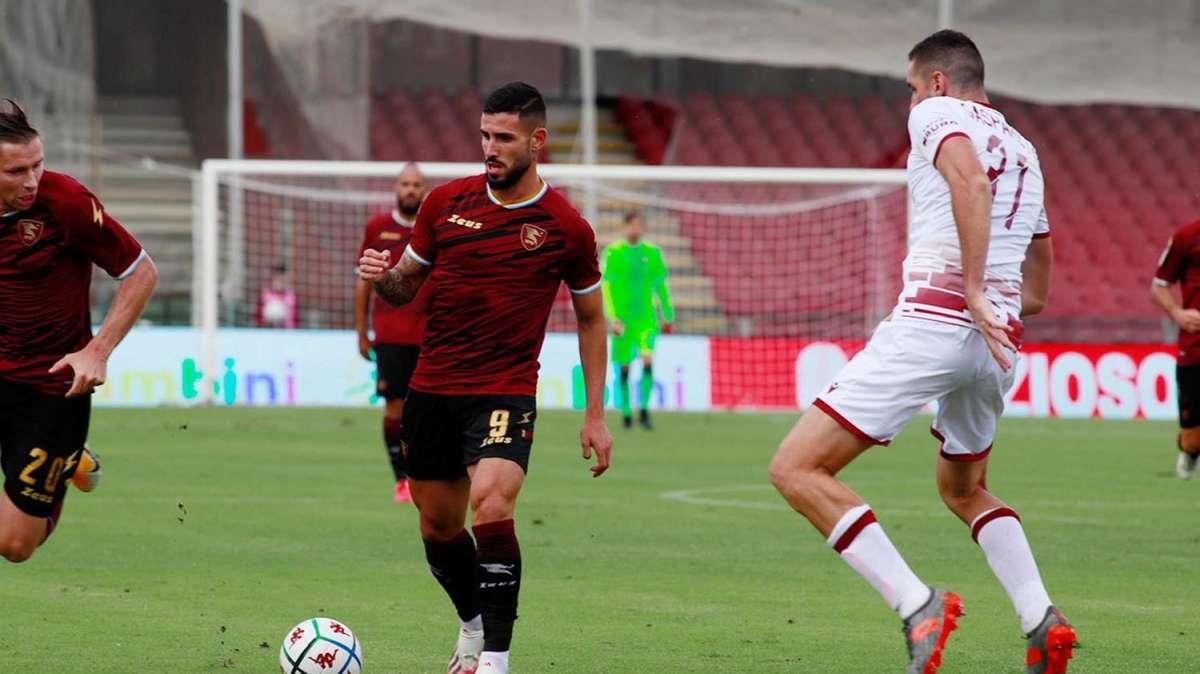 SERIE B, Salernitana-Pisa 4-1: poker granata, doppietta per Tutino