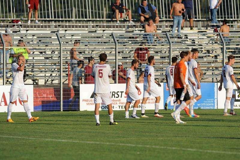 TARANTO-REGGINA - Primo tempo meglio gli amaranto, ma il rigore...