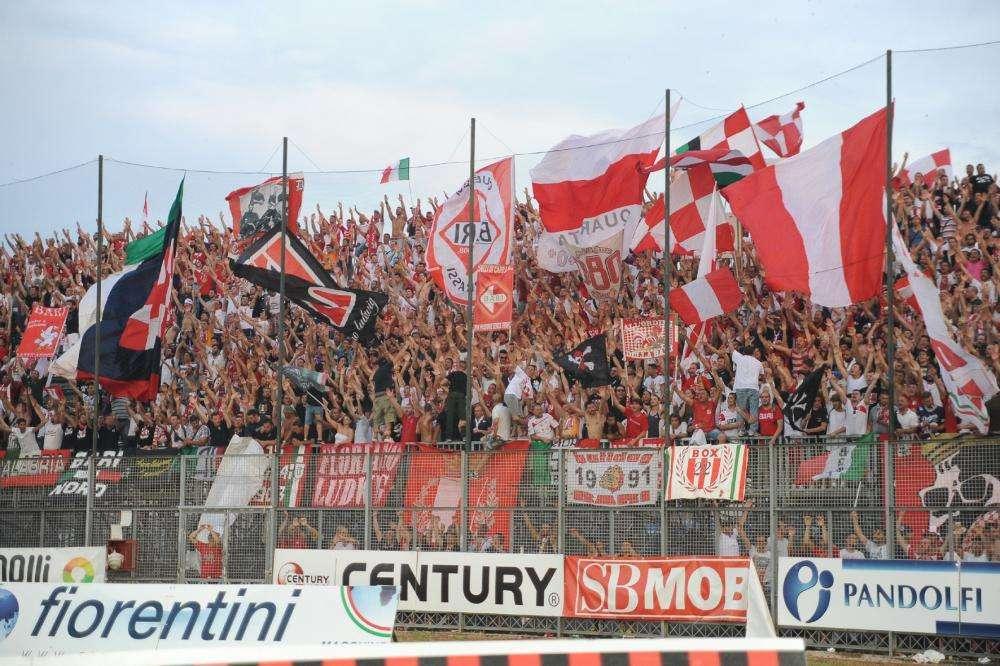 REGGINA-BARI, settore ospiti è già quasi sold out: i numeri
