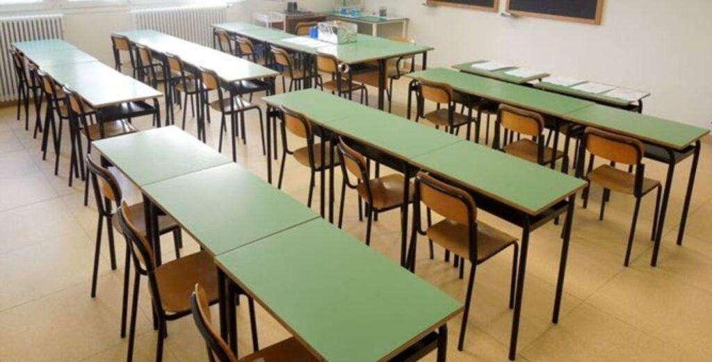 Scuola in Calabria, avvio programmato per il 24 settembre: la bozza della Regione