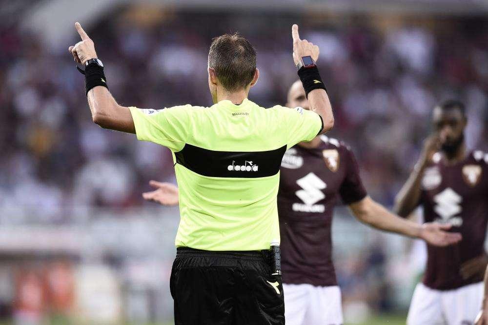 CATANIA-REGGINA - La moviola: Ayroldi non ne becca una