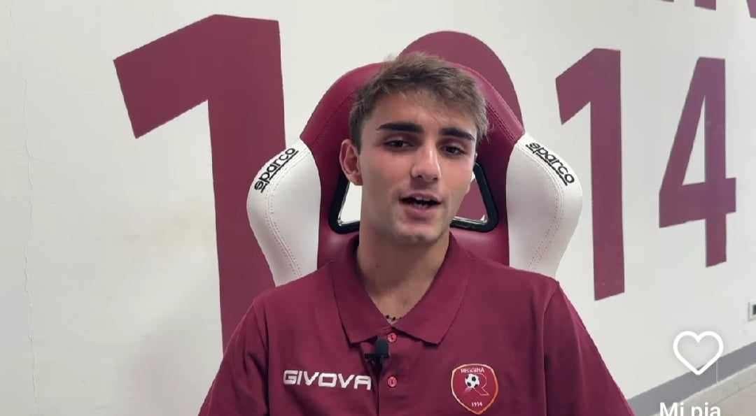 Reggina, Malara a Radio Gamma: "Dura giocare dopo dodici tribune di fila, grande emozione debuttare al Granillo"