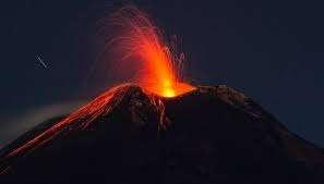 Appuntamento con la 100km dell'Etna: si parte alla mezzanotte in punto per una gara dalle mille emozioni