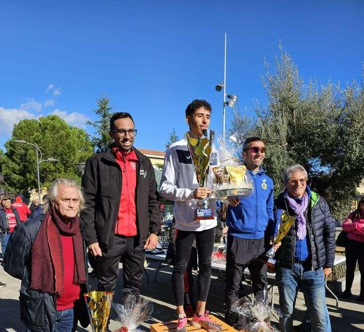 Una bella edizione della Mezza Maratona Corigliano Rossano: vittorie di Ayoub Idam e Valeria Cirielli