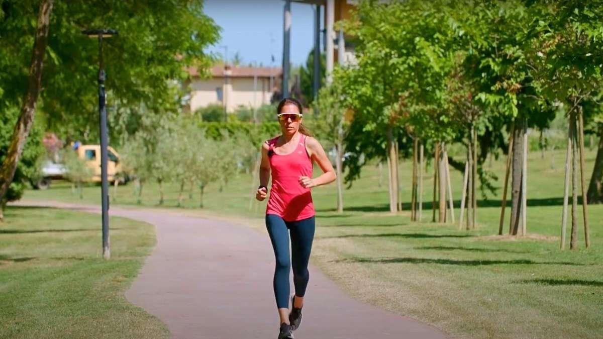 Per aumentare la velocità nella corsa va allenata la forza: ecco alcuni suggerimenti per farlo