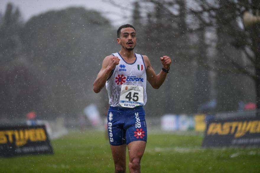 Primo titolo italiano per Iliass Aouani: suo il tricolore di corsa campestre