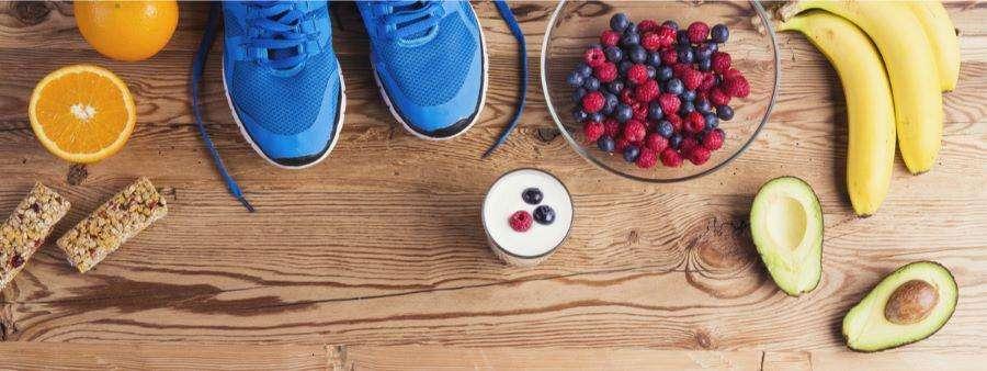 Il podista deve fare attenzione all'alimentazione prima, durante e dopo la gara: i consigli