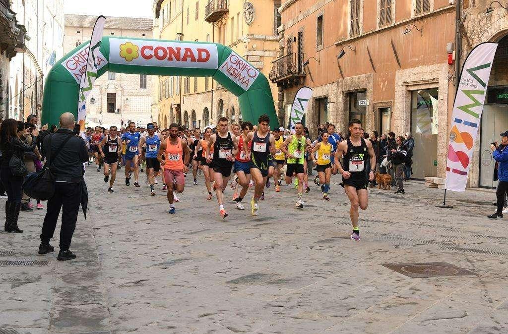 Clima di festa a Perugia per l'edizione numero 41 della Grifonissima! Emozioni e divertimento