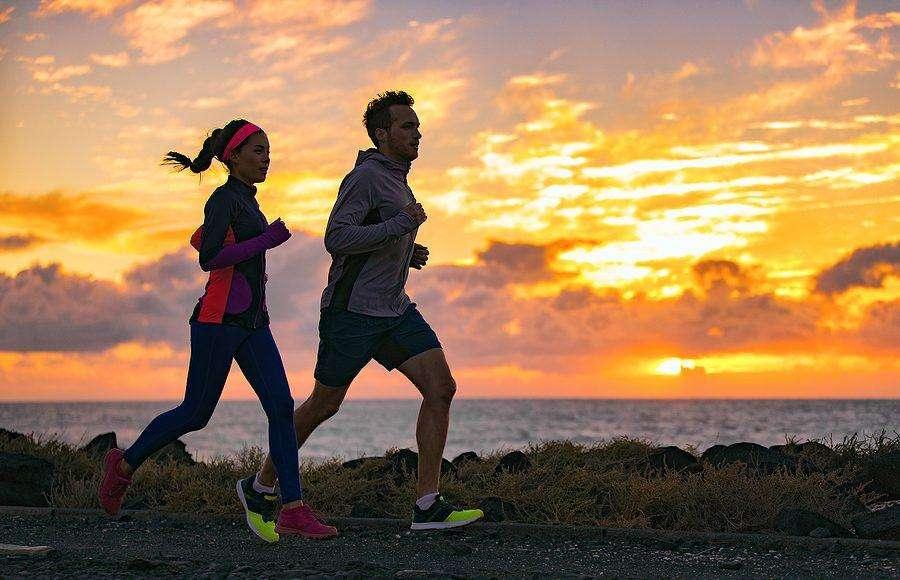 Per la corsa è determinante avere dei "piedi reattivi": un aspetto che si può migliorare attraverso degli esercizi