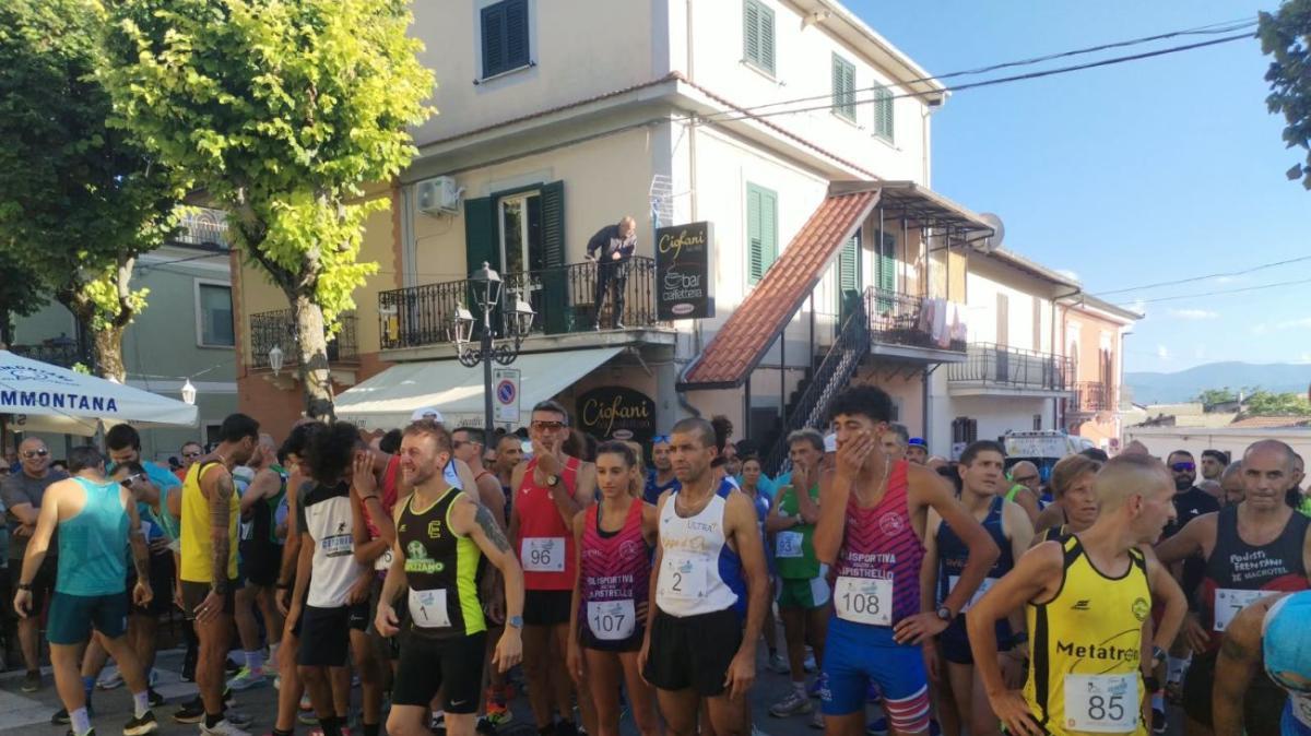 Esame superato per il "Cerchio Urban Trail": nel paese aquilano tutti soddisfatti, organizzatori e partecipanti