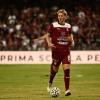 Salernitana, la maglia ufficiale di De Boer in offerta per beneficenza