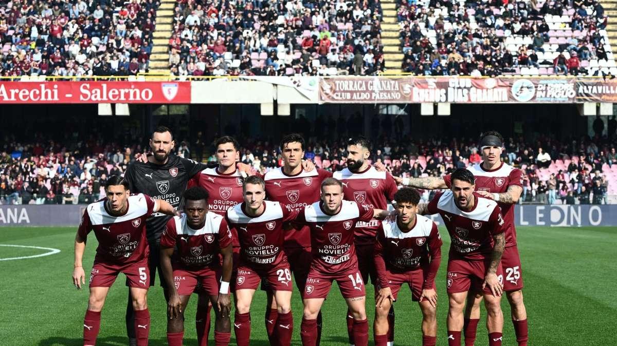 Casertana-Salernitana, i convocati di mister Cosmi: un solo assente