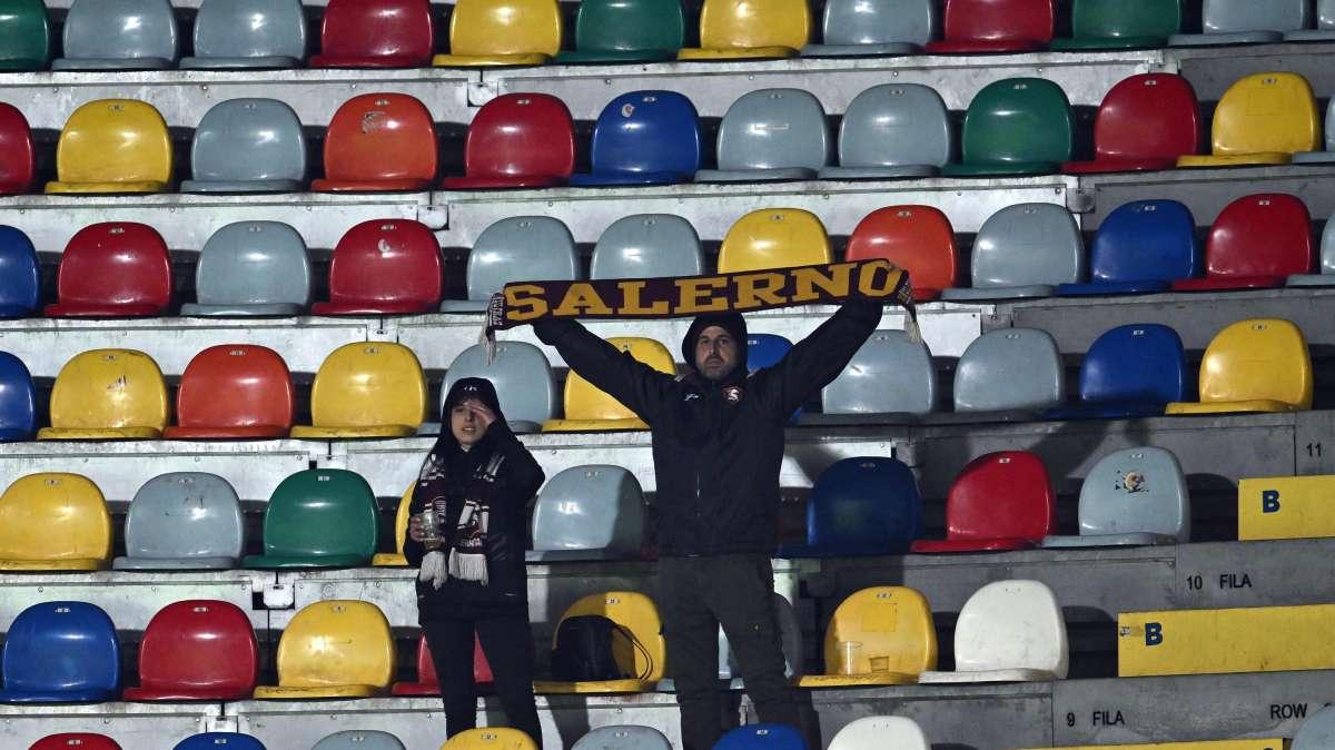 Salernitana, il grido di un tifoso: "Non ho più la forza di reagire"