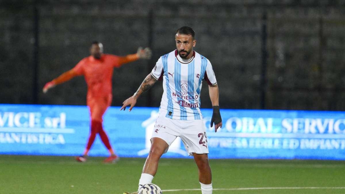 Offese a Tascone nel post gara: la critica fa parte del calcio, l'insulto no