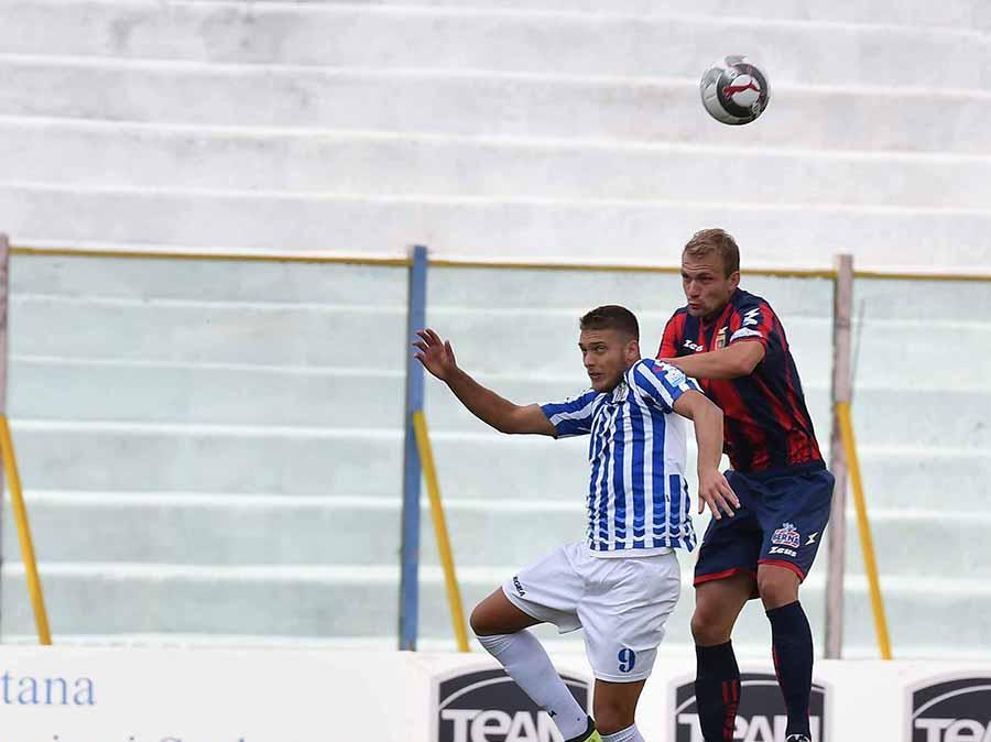 La Salernitana (ma non solo) si muove per un attaccante reduce da 19 gol