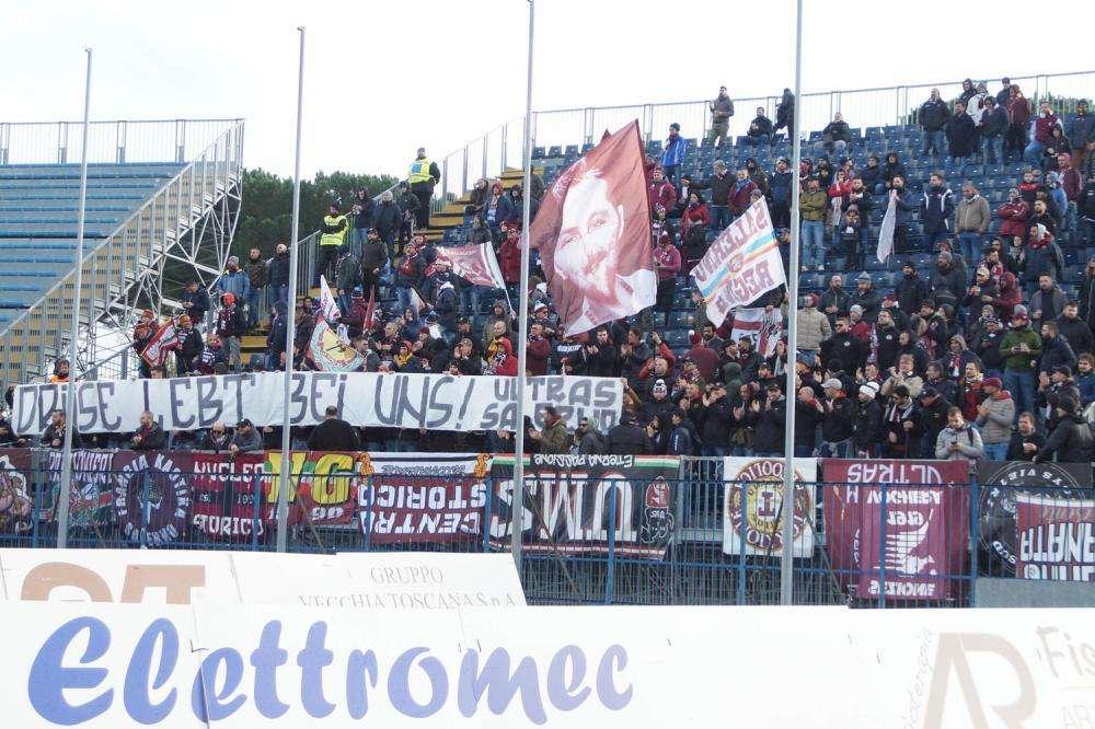 TIFOSI: pubblico determinante, ora tutti all'Arechi!