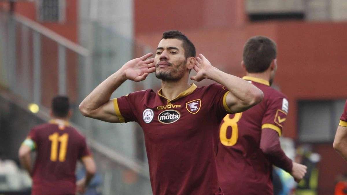 Le parole di Brini, Evacuo in porta, la maledizione brasiliana e la gomitata di Scognamiglio: la storia del derby