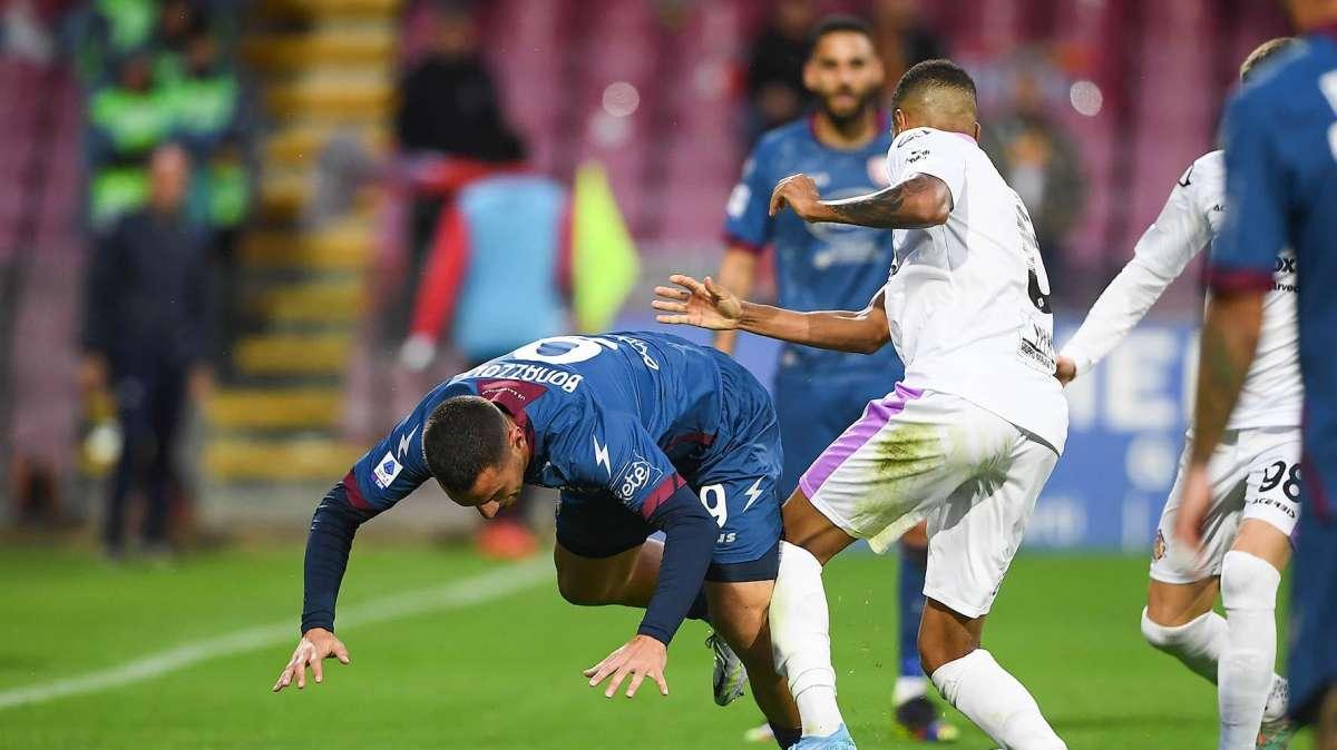 Da Verona: saltato lo scambio Bonazzoli-Hongla?