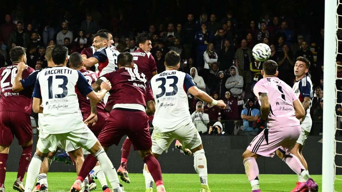 "Peccato si debba giocare già Casertana-Salernitana": la riflessione di un tecnico 
