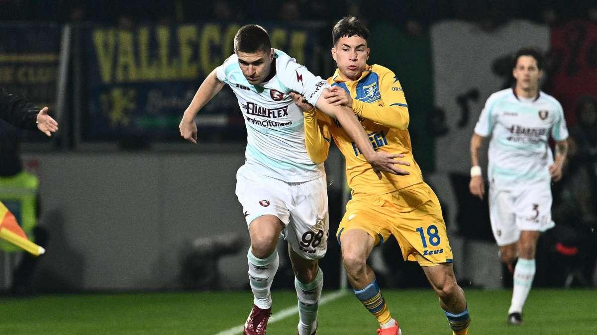 Salernitana, una difesa da sfoltire prima dei nuovi acquisti