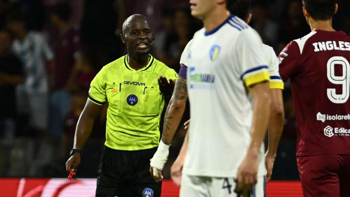 Dire Cerignola e ripensare ai torti arbitrali dell'andata: -3 in classifica per la serataccia di Toma Mbei