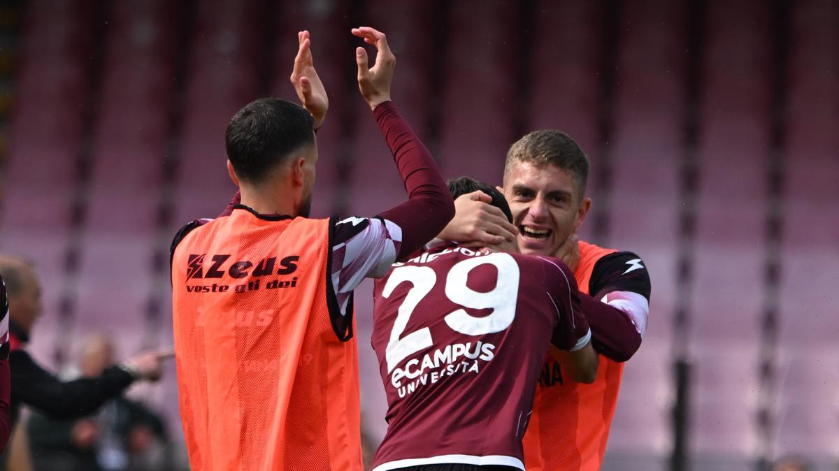 Salernitana e mercato, tutto in stand-by: prima bisogna sbloccare le uscite