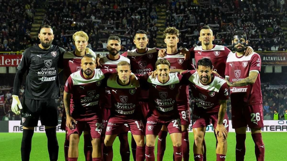 Salernitana, futuro sempre più lontano per un difensore: è stato sospeso per doping