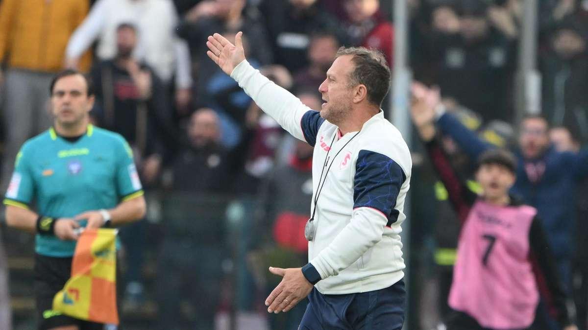 Corriere dello Sport: "Salernitana unita, Breda ferma Maran"