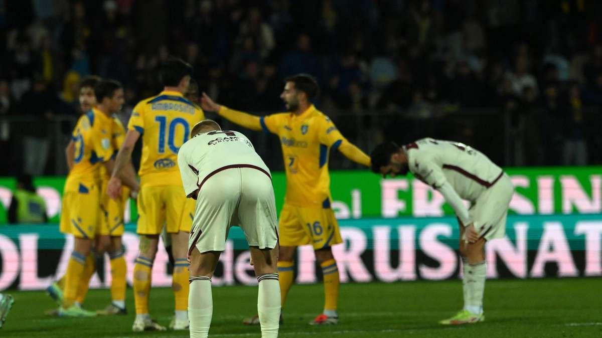 Salernitana e Frosinone, un rinnovamento quasi totale col rischio del doppio salto all'indietro