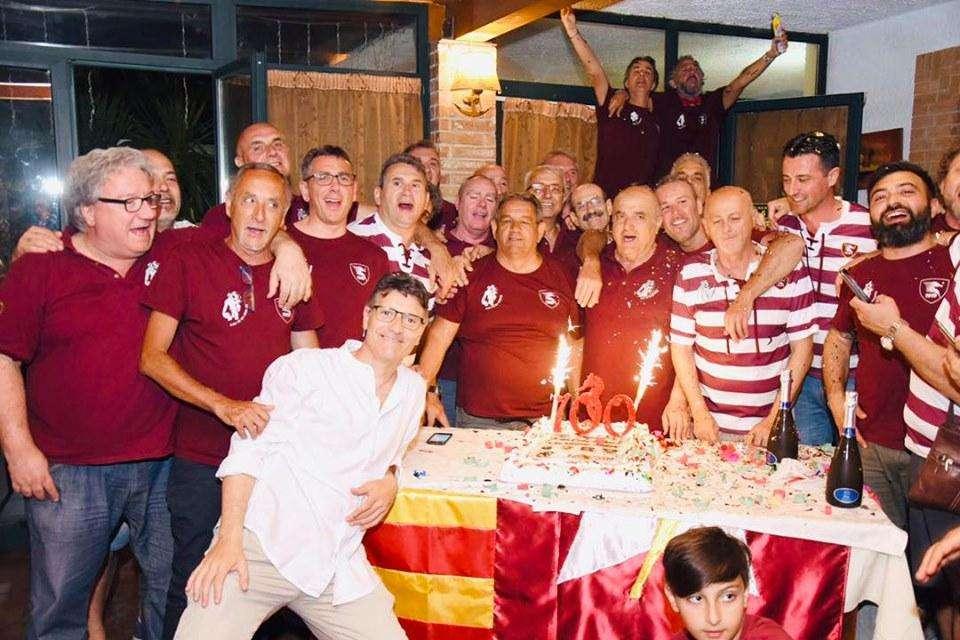 SALERNO CLUB 2010: "Criticati perchè amiamo Salerno, ora basta! Pretendiamo una grande Salernitana"