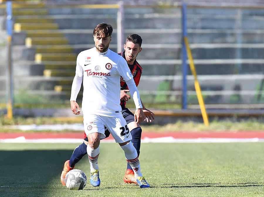 FROSINONE: si avvicina un esperto centrocampista