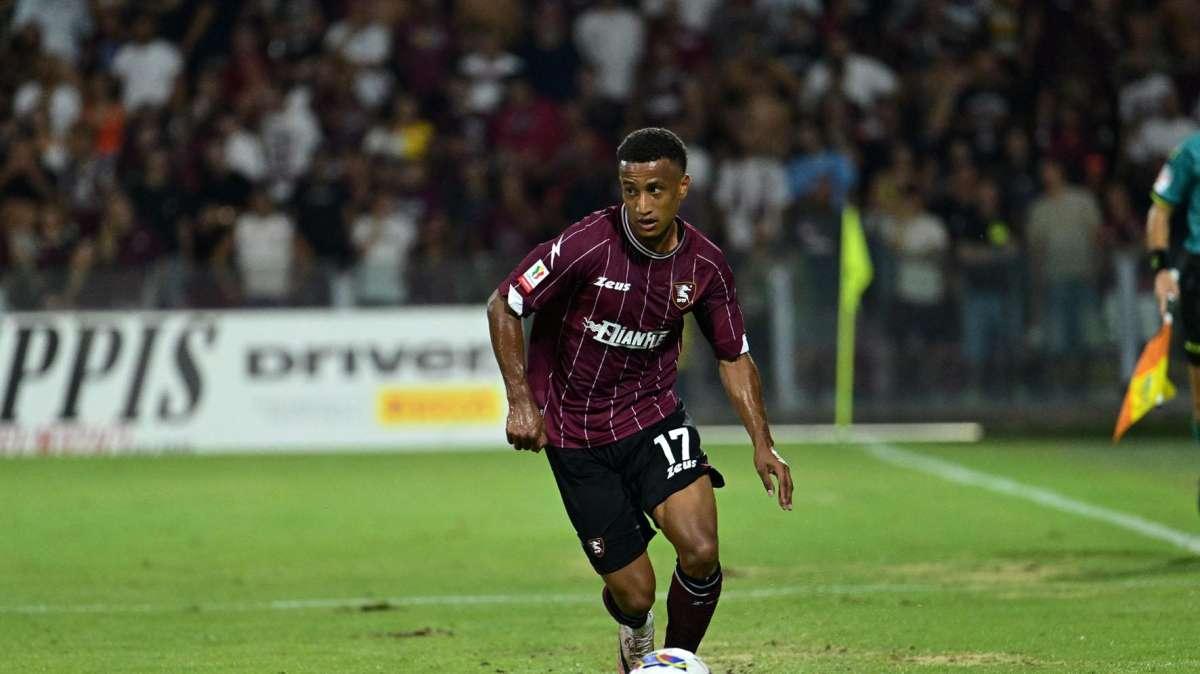 Salernitana, prestigioso traguardo settimanale per il terzino Njoh